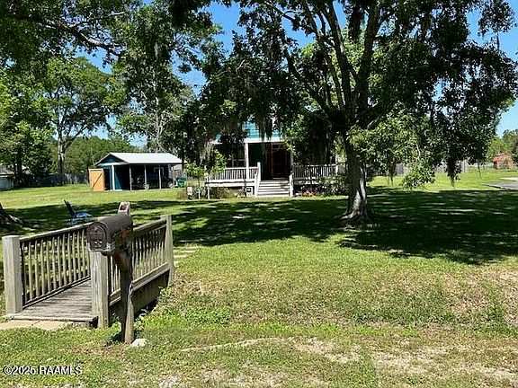 3rd image of 2024 Evelyn St