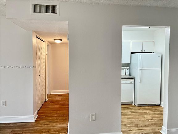4th image of 4810 NW 79th Ave APT 201