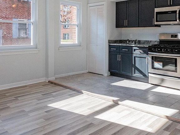 4th image of 529 16th St NE #4