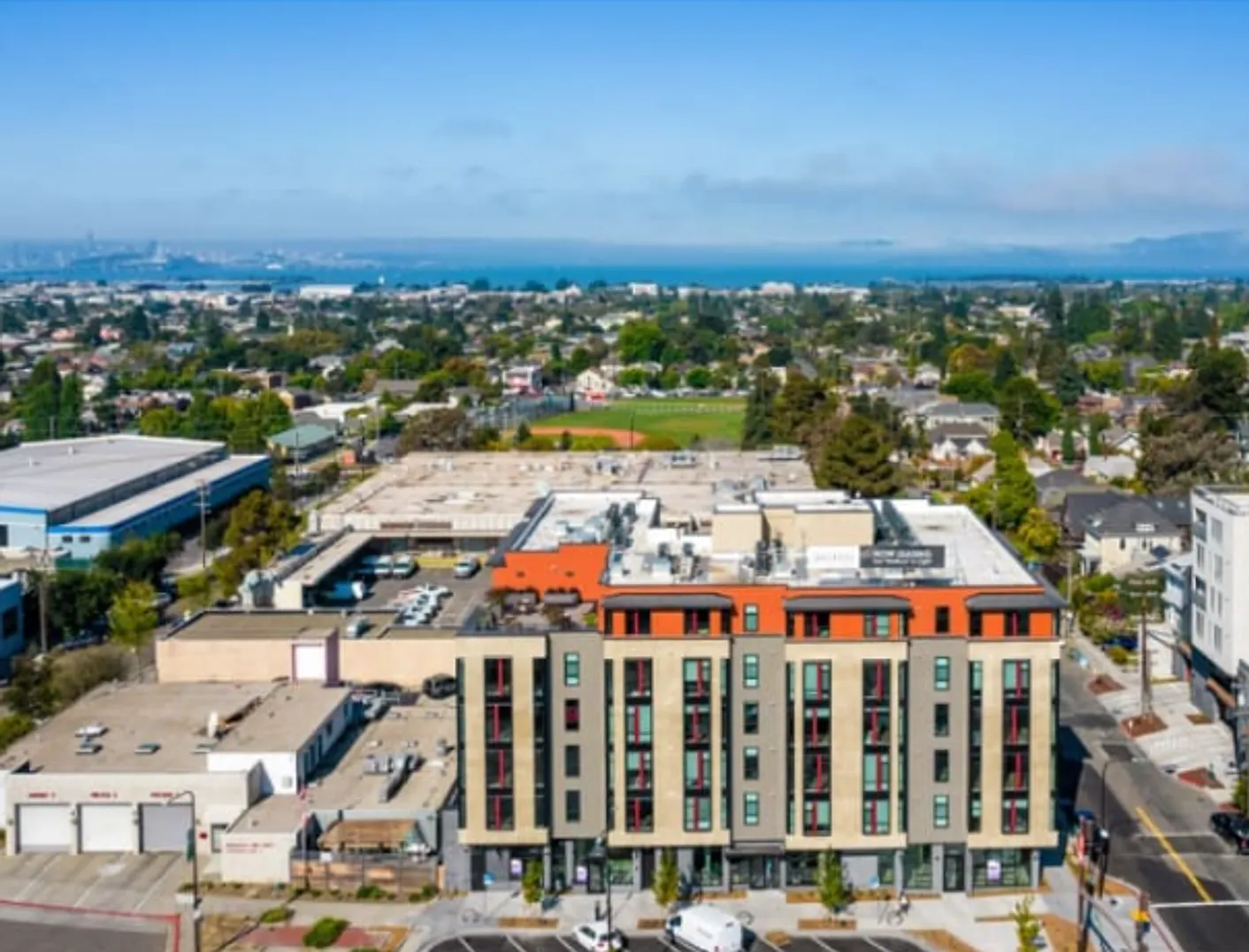 Aquatic Shattuck — Photo 4