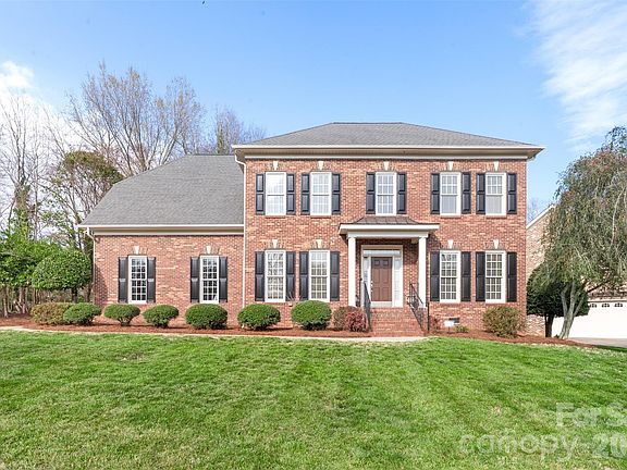 5th image of 6817 Thornton Oaks Ct