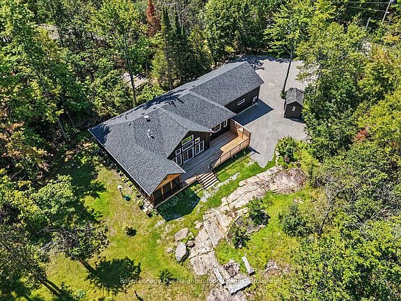3rd image of 105 Edwina Dr