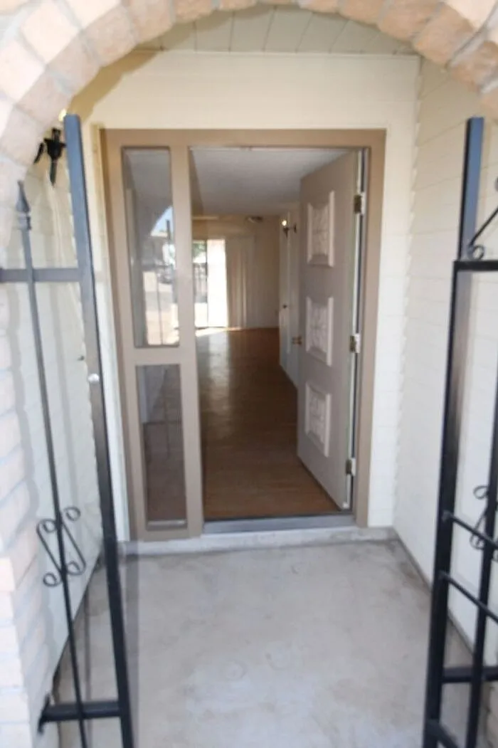 4 bed, 2.0 bath, 1558 sqft, $1,750 — Photo 3