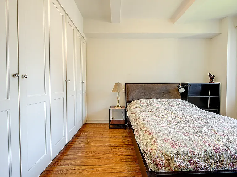 45 Tudor City Pl #1607 — Photo 4