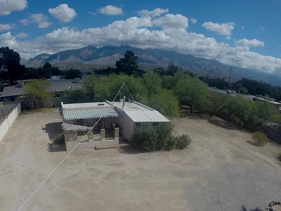 3rd image of 3519 E Blacklidge Dr