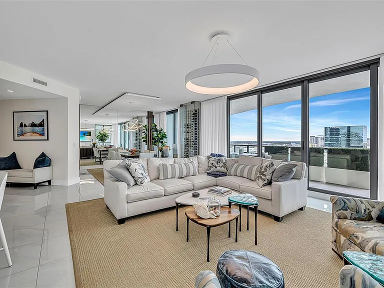 100 E Las Olas Blvd #1701 — Photo 2