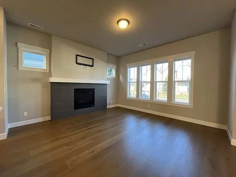 7002 SE Genrosa St — Photo 18
