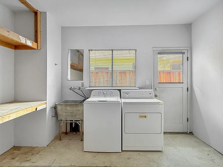 1323 Warner Ave #1323 — Photo 14