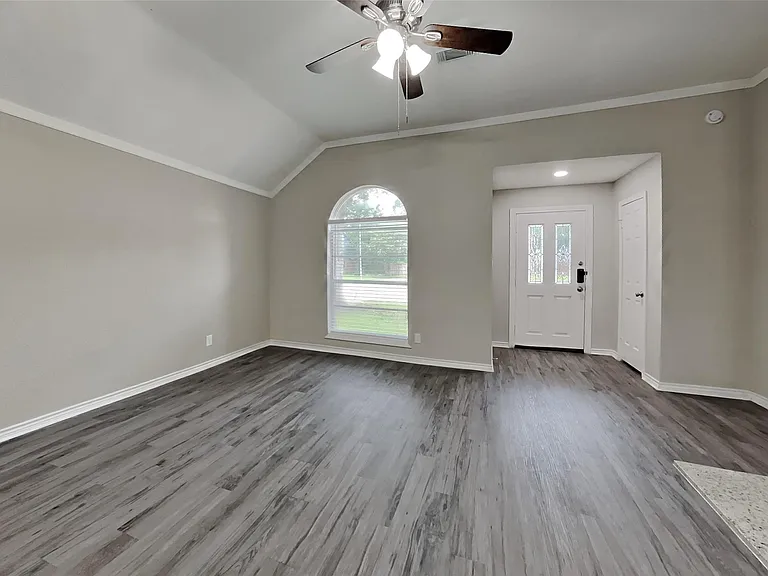 21079 Southern Colony Ct — Photo 3