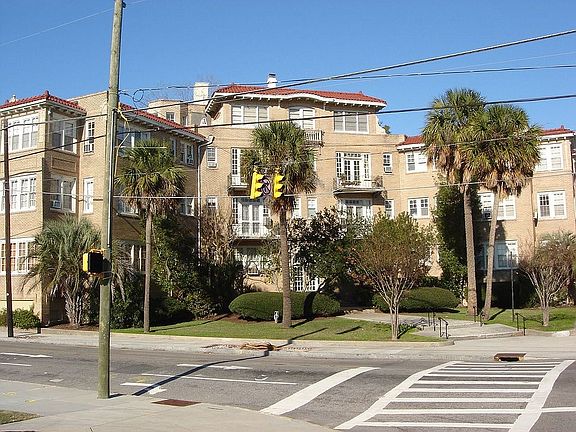 Condo in heart of downtown Charleston