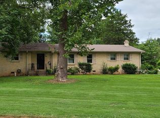 1801 Forney Dr NW, Huntsville, AL 35816