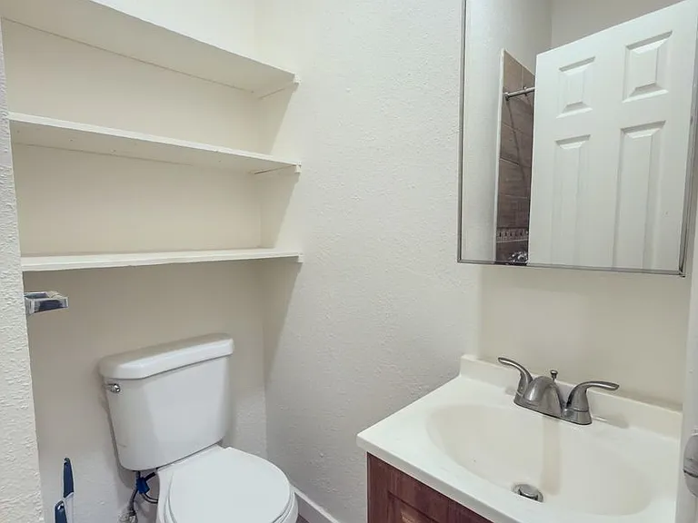 921 Sartori — Photo 10