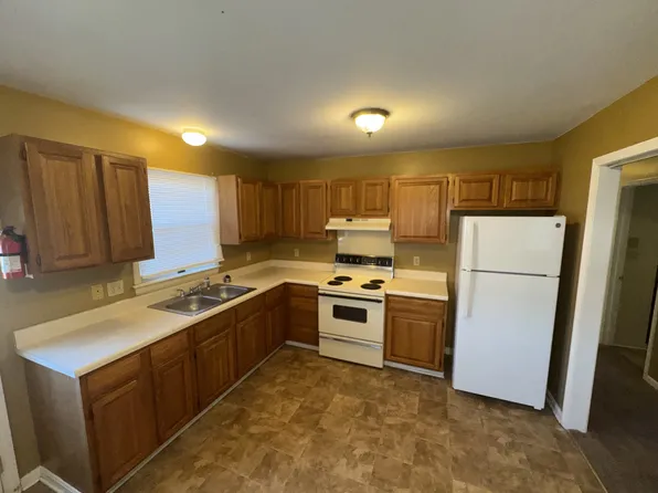 700 Thomas Ln, Martinsburg, WV