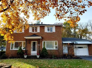 373 Whipple Ln, Rochester, NY 14622