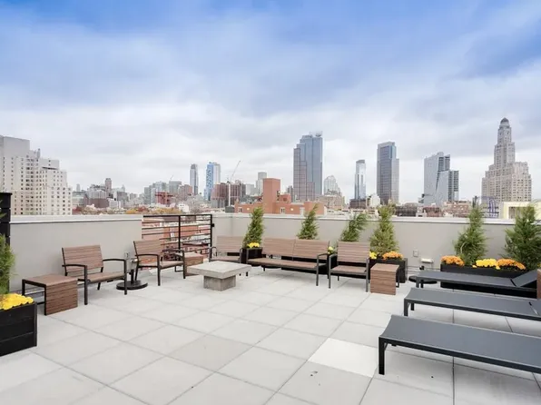 595 Baltic Street image 10 of 20