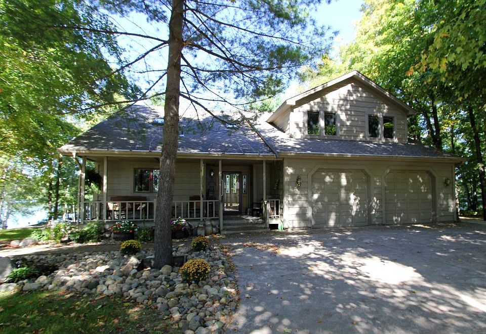 1st image of 20292 Dahler Ave