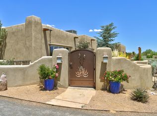 125 Martha Ct, Corrales, NM 87048