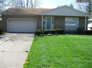 3237 Dentzler Rd, Parma, OH 44134