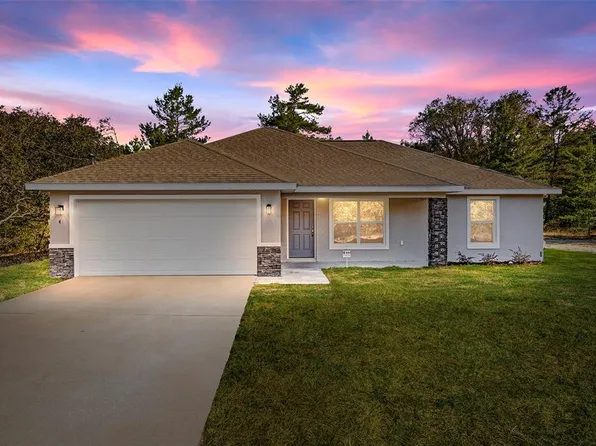 28 Fisher Way Radl, Ocklawaha, FL 32179
