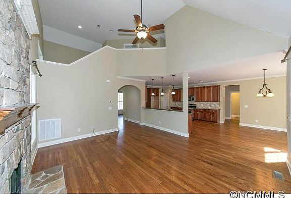 5th image of 212 Tall Timbers Trl