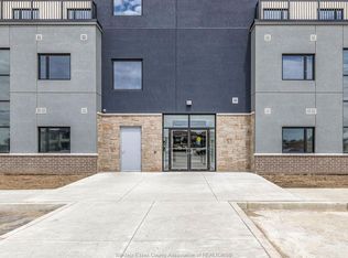 7337 Meo Blvd #116, Lasalle, ON N9H 0A8