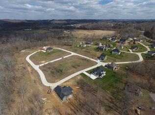 28 Waterside Cir, Ona, WV 25545