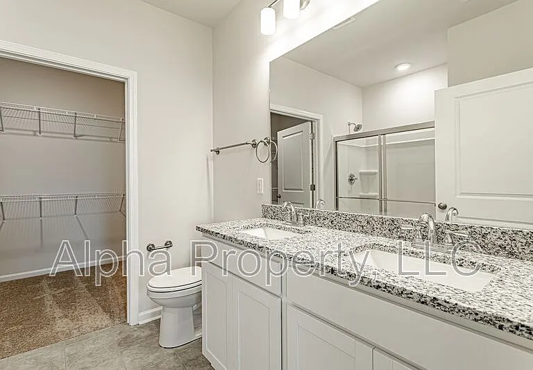 371 Highline Trl — Photo 13