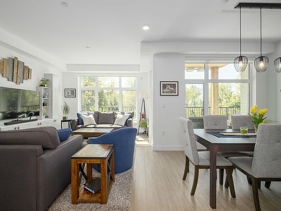 2nd image of 747 E 3rd St #111