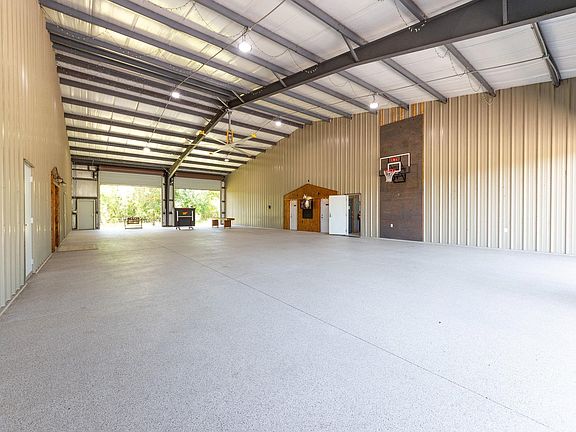 4th image of 659 Brit Bailey Blvd
