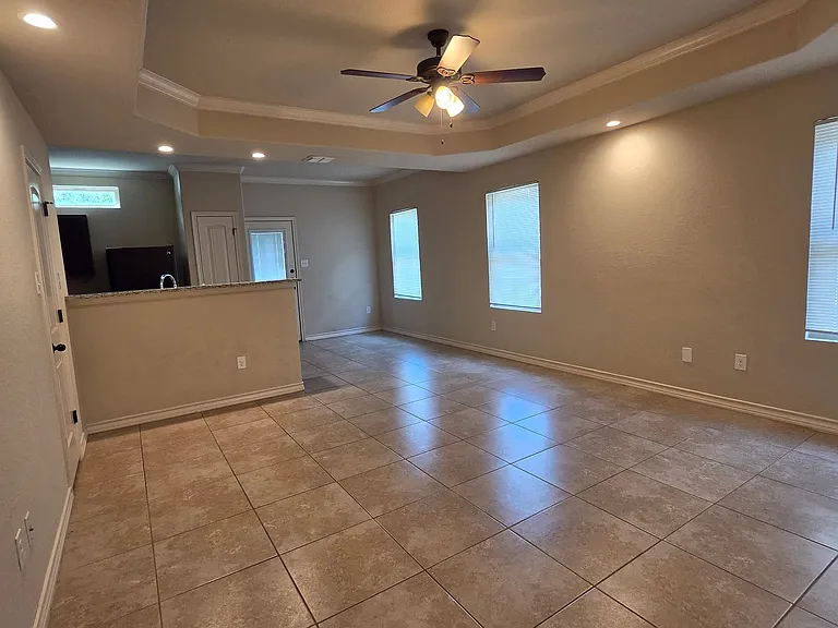 6650 Mia Way #101 — Photo 3