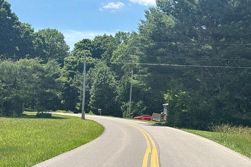 2nd image of 18807 Dow Knob Rd