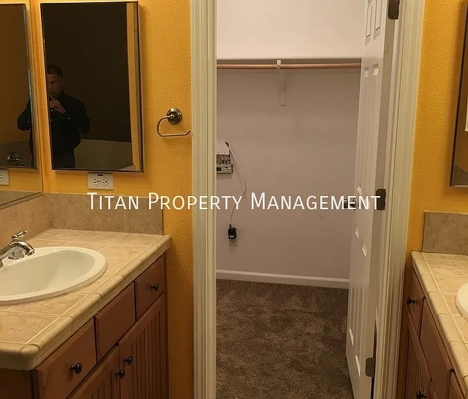 8144 Crystal Walk Cir — Photo 19
