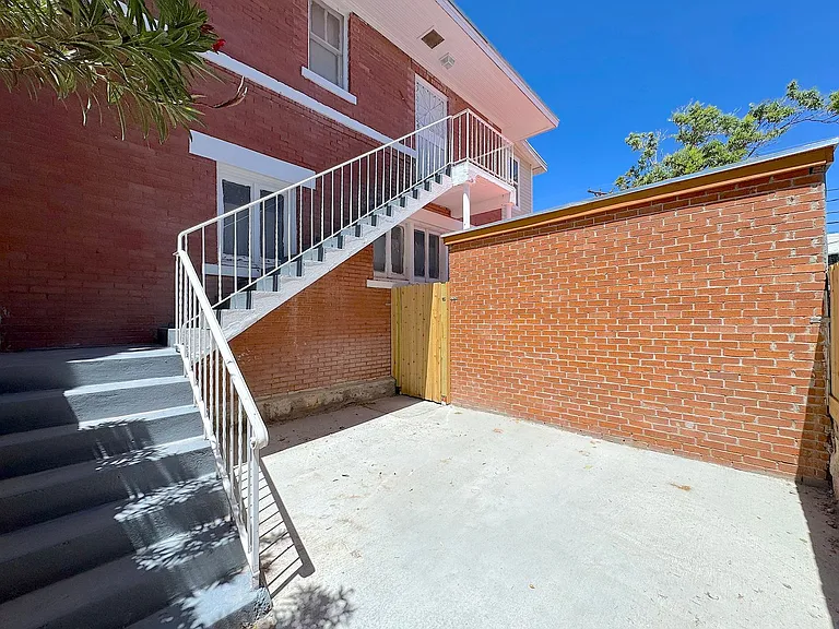 2801 Wheeling Ave #C — Photo 3