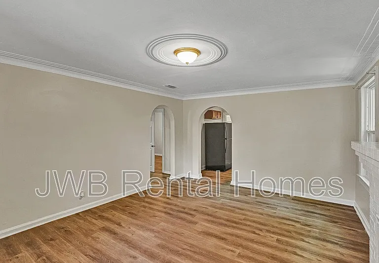 8264 Moncrief Dinsmore Rd — Photo 3