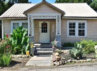 1512 Adams St, Athens, TN 37303