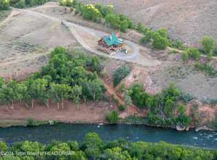 581 E Fork Rd, Dubois, WY 82513