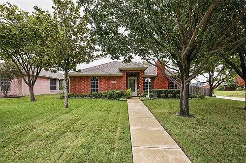 1309 Aspen Ln Photo 1