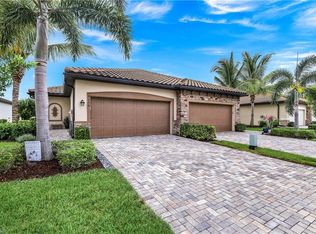 9159 Woodhurst Dr, Naples, FL 34120