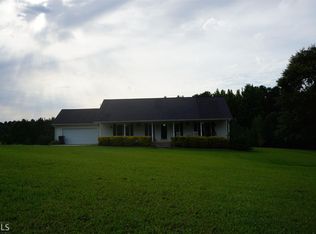 1646 Grandma Branch Rd, Grantville, GA 30220