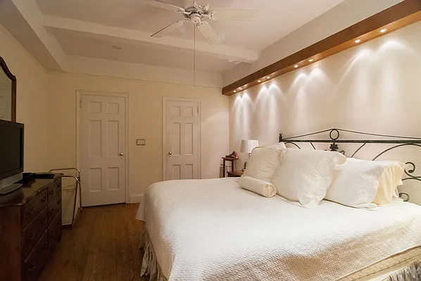 Rented by WAM Partners - William Moses Co. | media 53