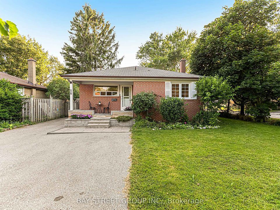 1st image of 58 Billingsgate Cres