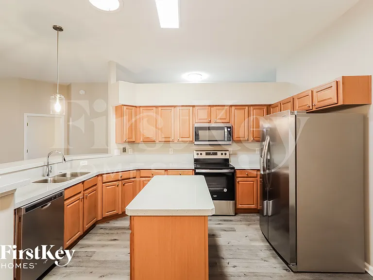 552 N Bridgestone Ave — Photo 6