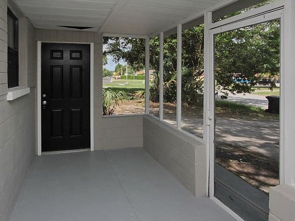 2nd image of 1238 Carol Dr