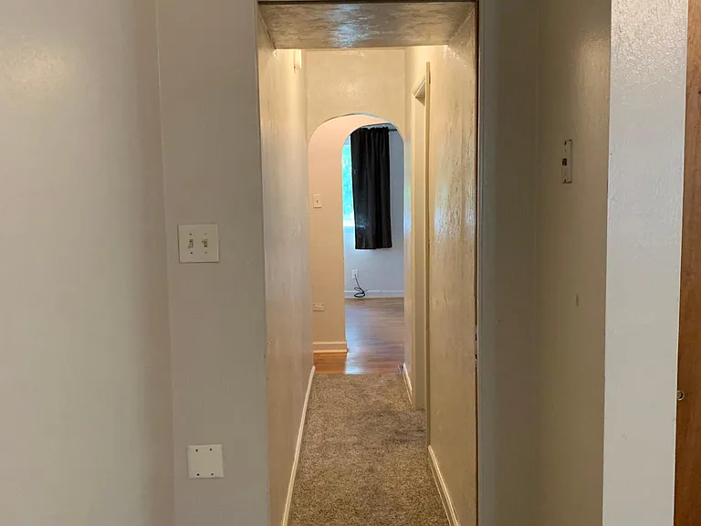 1342 Texas Ave — Photo 15