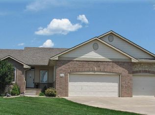 3234 N Lakecrest St, Wichita, KS 67205