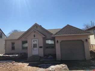 1717 W 26th St, Sioux Falls, SD 57105