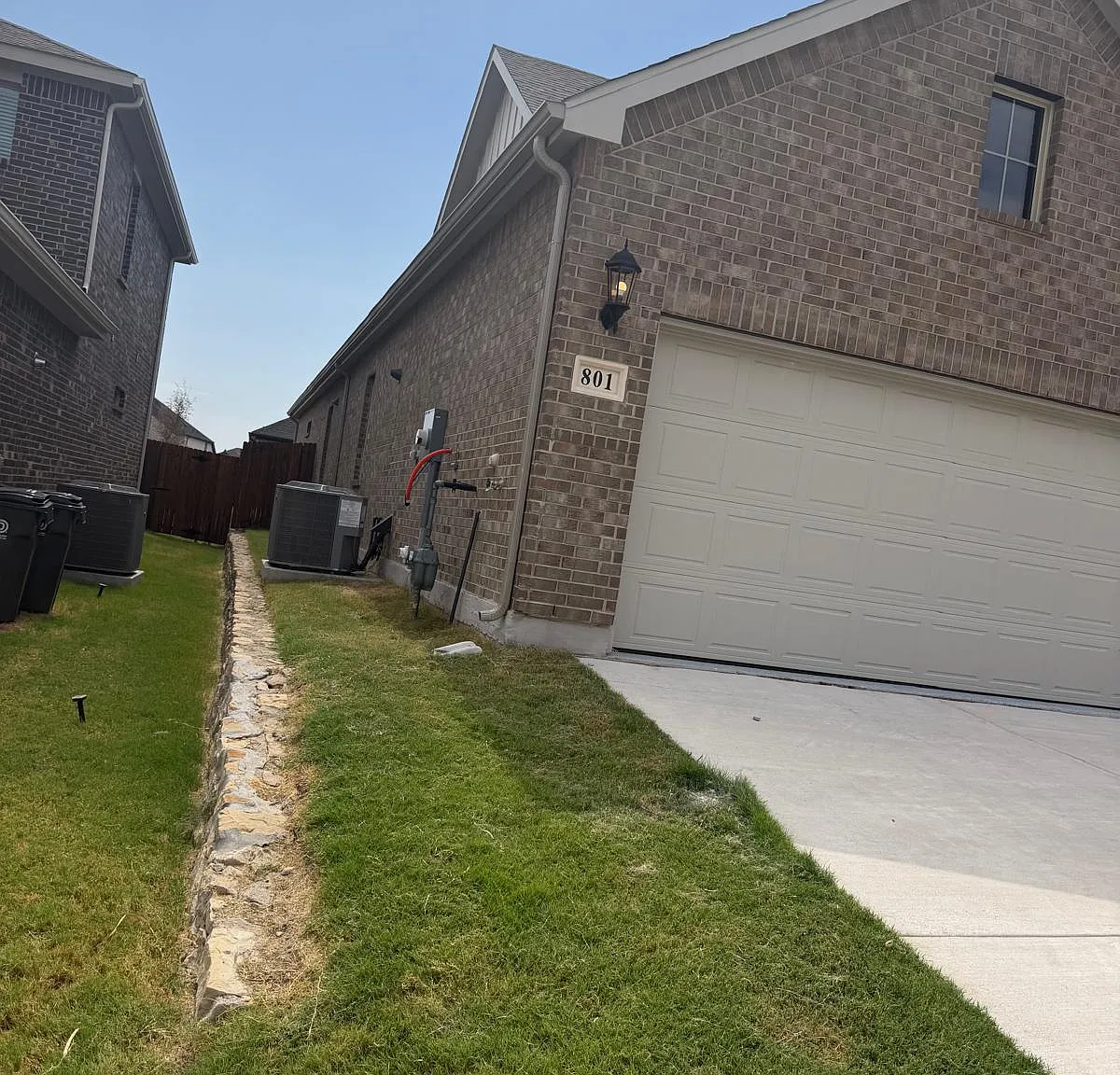 4 bed, 1605 sqft, $2,500 — Photo 3