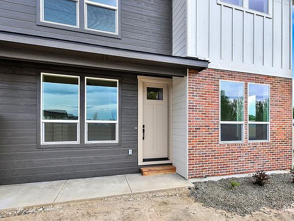 4th image of 2903 Bandit Ln