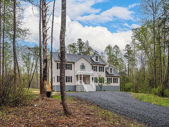4th image of 6614 Hathaway Ln