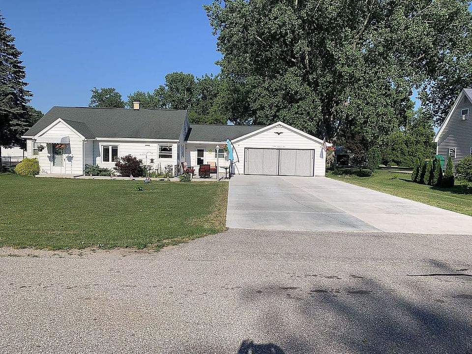 1st image of 4705 Moeller Dr